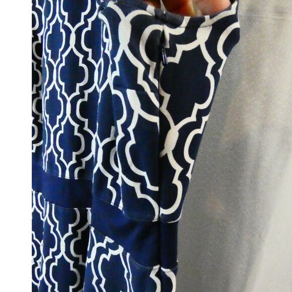 Land's End Women's Size 10 Dress Sleeveless Zipper Pockets - Picture 3 of 6